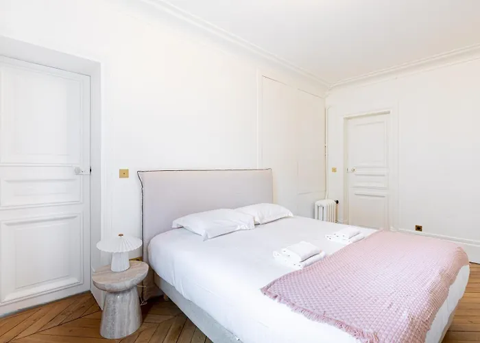 Διαμέρισμα Guestready - Charming Retreat In The 11th Arr. *